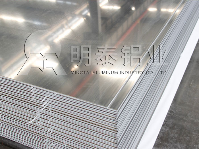 大巴車行李箱鋁板性能優良